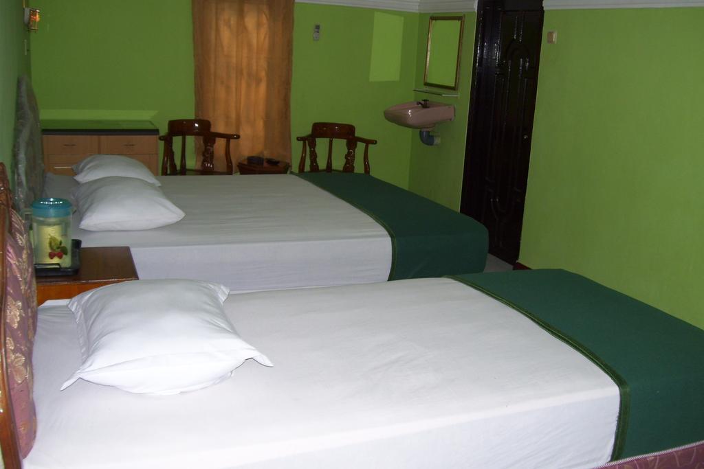 Hotel Bahagia Pangkalanbuun Exterior foto